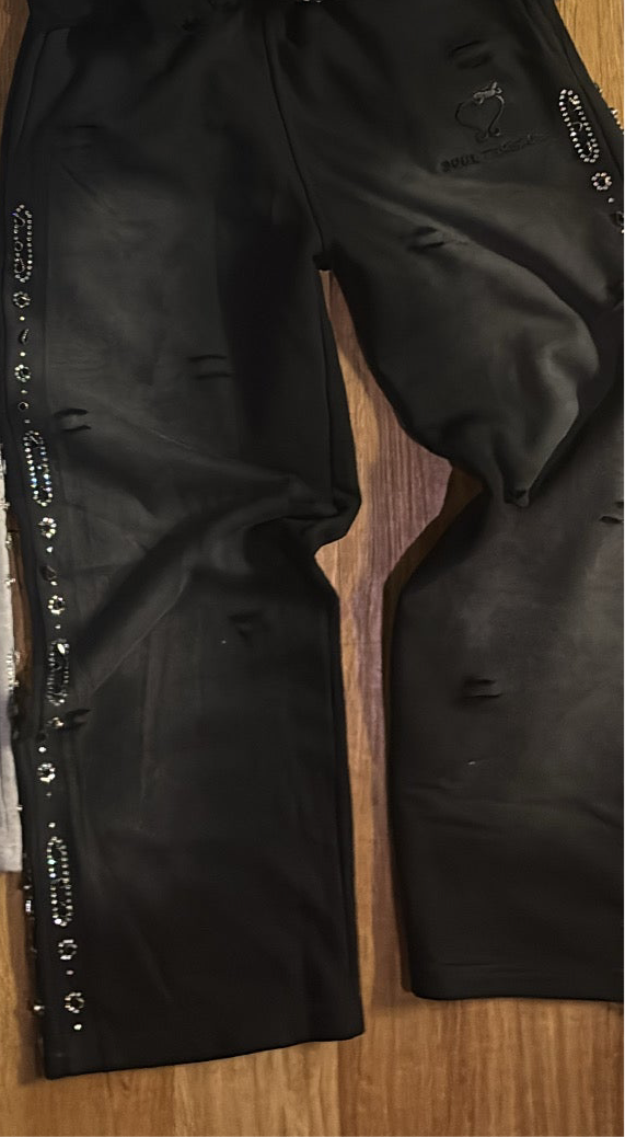 Soul Threads “DIAMOMD IN A ROUGH” SWEATS ONLY